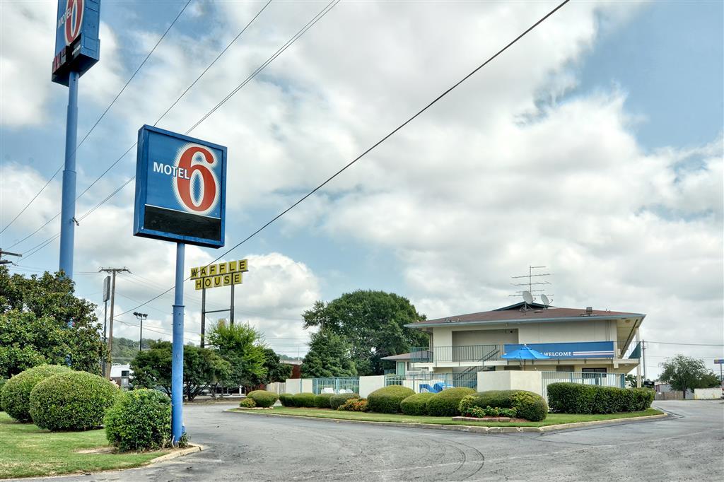 Skyline Inn Conway Exteriör bild